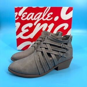 American Eagle by Payless Ankle Boots Women’s Sz. 9 - Grey
